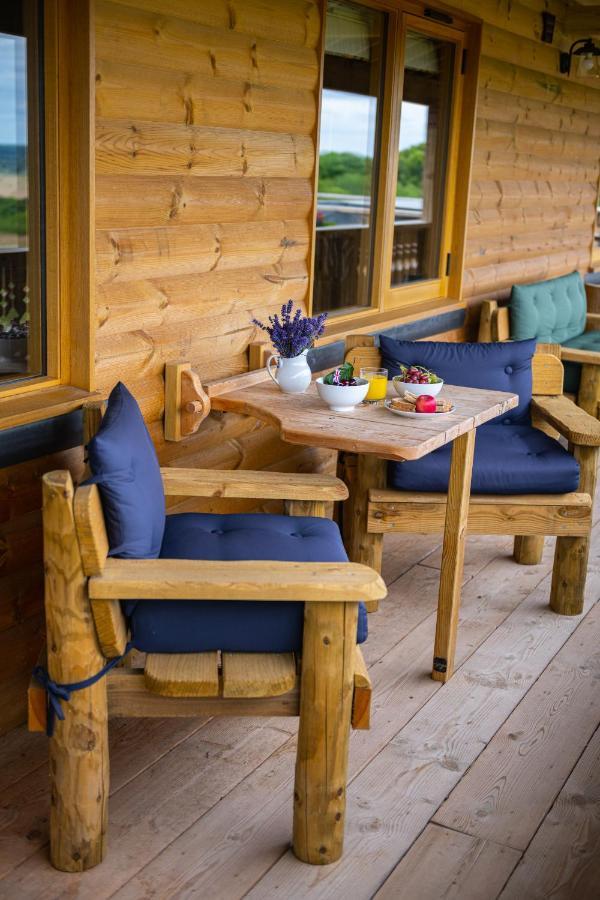 Luxury Log Cabin With A Hot Tub Stone  Екстер'єр фото